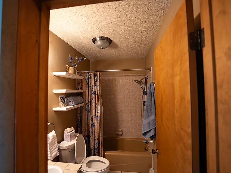 96 Hawn Dr — Photo 17