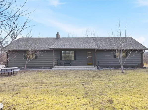 19808 Perry Rd, Council Bluffs, IA 51503