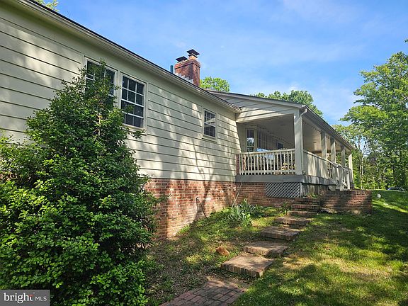 3rd image of 9126 Old Courthouse Rd