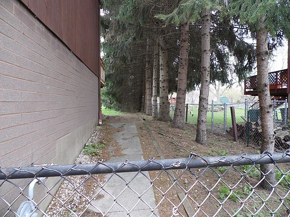 3rd image of 907 Fairchild Ave