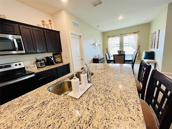 5th image of 1131 Lycaste Dr