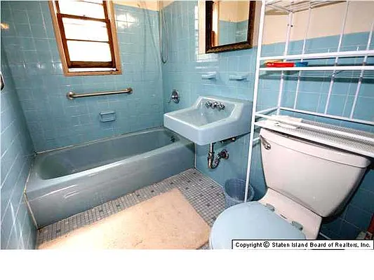 Sold by Exit Realty Solutions | media 25