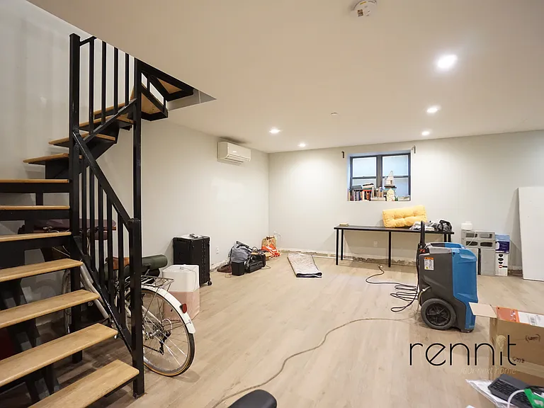 49 Rochester Ave #1A — Photo 9