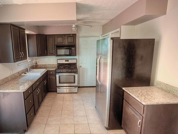 4th image of 5155 Helmsley Dr