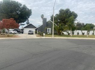 9249 Marigold Pl, Riverside, CA 92503