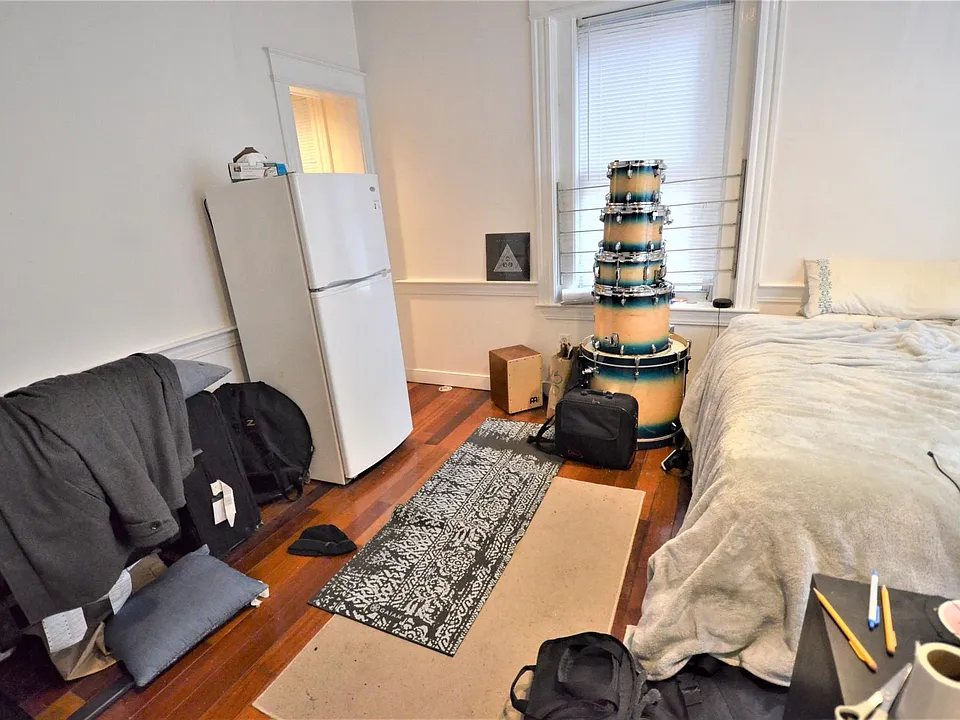 47 Symphony Rd #101