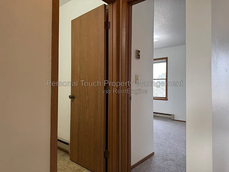 905 19th St SW #5 — Photo 12