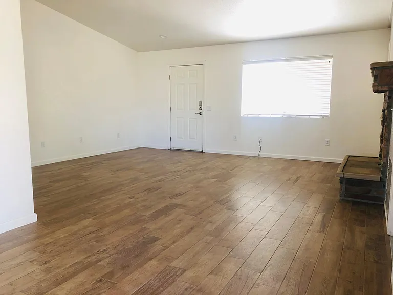 7566 Lucerne Vista Ave — Photo 5
