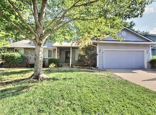 2056 S Cooper Ct, Wichita, KS 67207