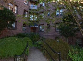 2533 NW Marshall St APT 303, Portland, OR