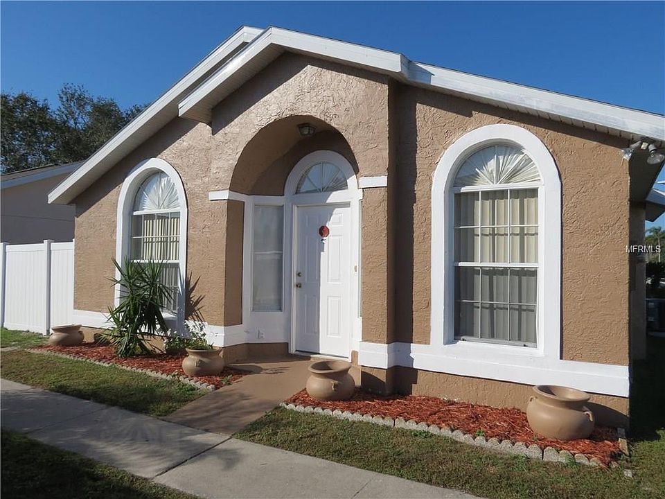 1st image of 2328 Harbor Town Dr