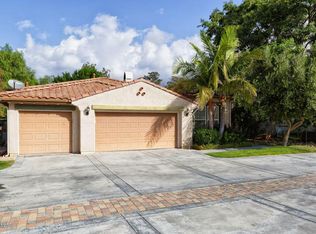 1214 Grant Line St, Santa Paula, CA 93060