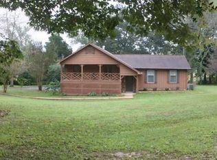 1005 Thompson Rd, Camden, TN 38320
