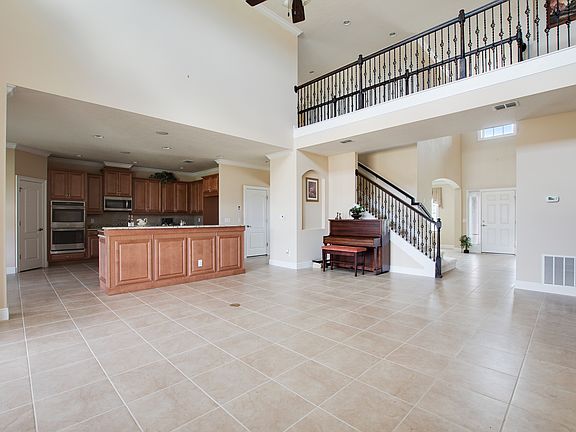 4th image of 3216 San Leo Dr
