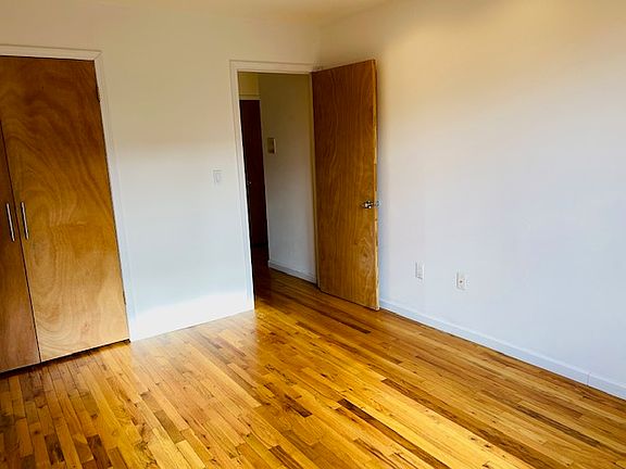 5th image of 58-14 43rd Ave #2B