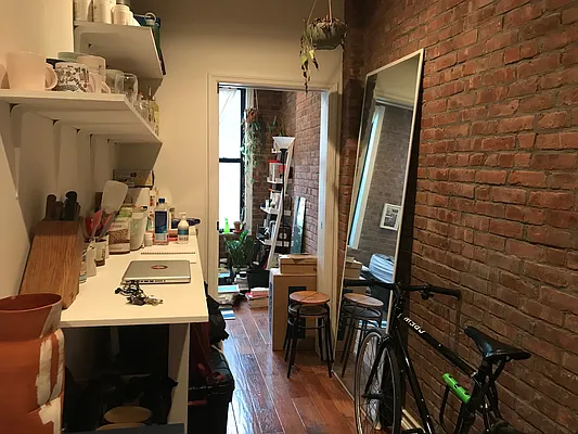 Rented by WRE Group | media 29