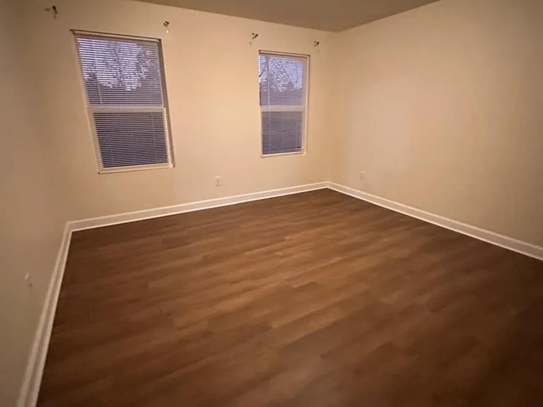 140 Chownings Dr — Photo 31
