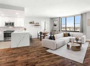 415 Newark St APT 12C, Hoboken, NJ 07030