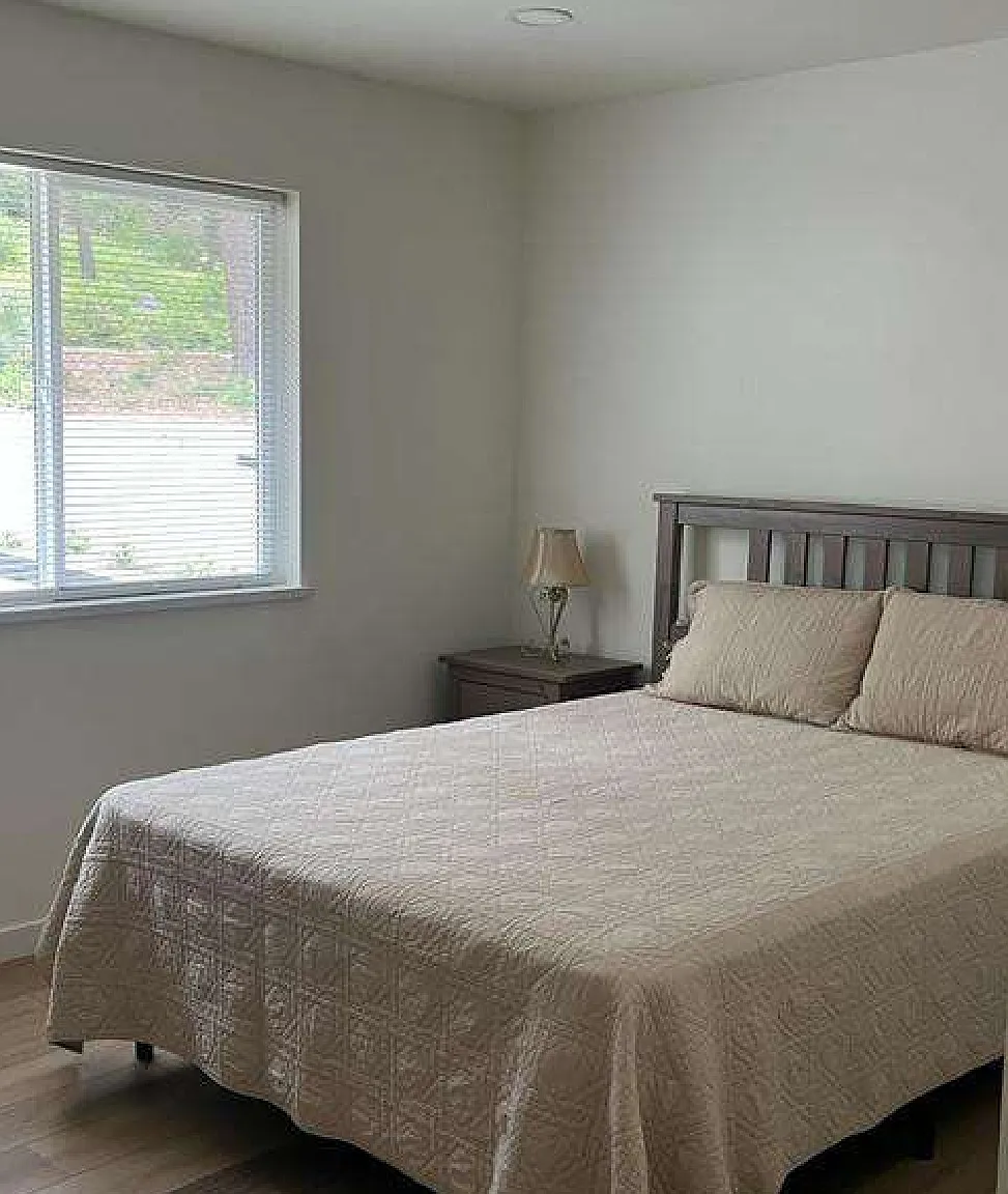 3 bed, 1666 sqft, $2,800 — Photo 4