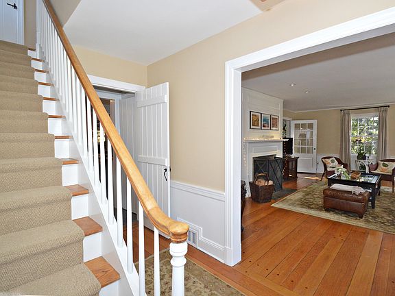 4th image of 315 Grosvenor Street
