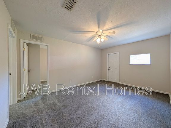 5th image of 7047 Red Robin Dr