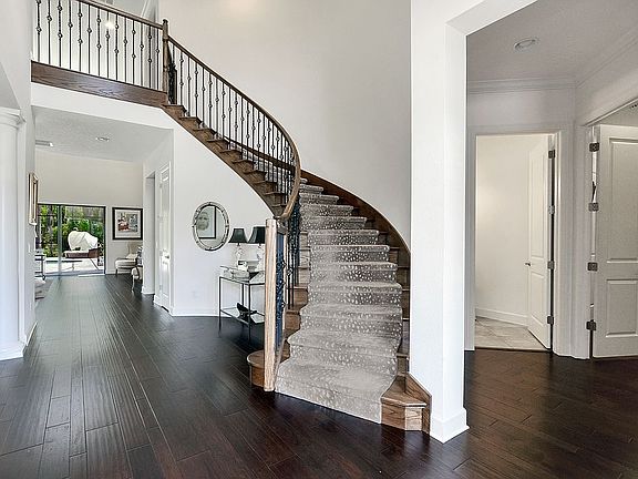 5th image of 17325 Ladera Estates Blvd
