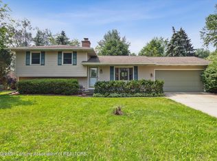 6819 Cardinal Ln, Lansing, MI 48917