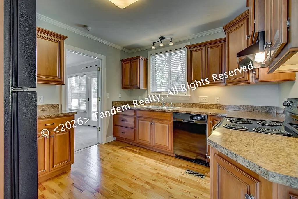 520 Crieve Rd (18)_04162026 - 520 Crieve Rd