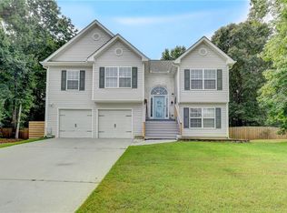 1409 Sierra Ridge Pl, Loganville, GA 30052