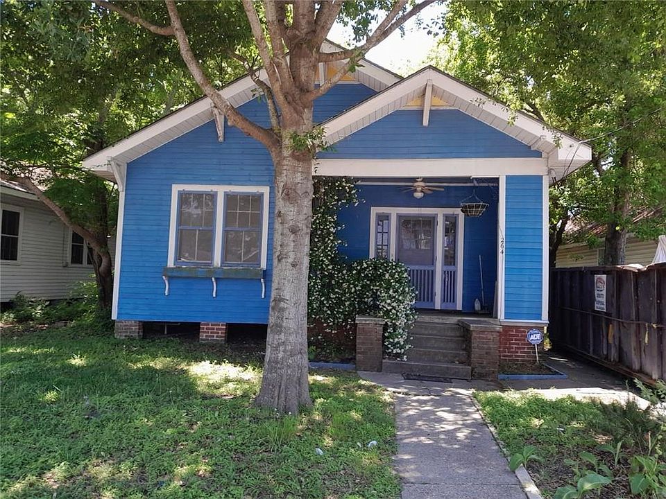 1st image of 2640 Acacia St