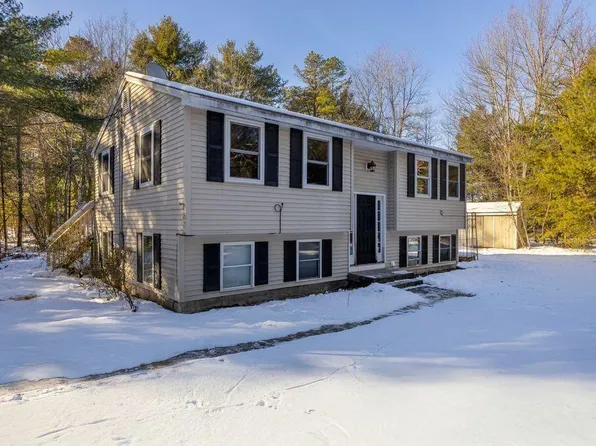 107 Lower Tarbox Road, Hollis, ME 04042