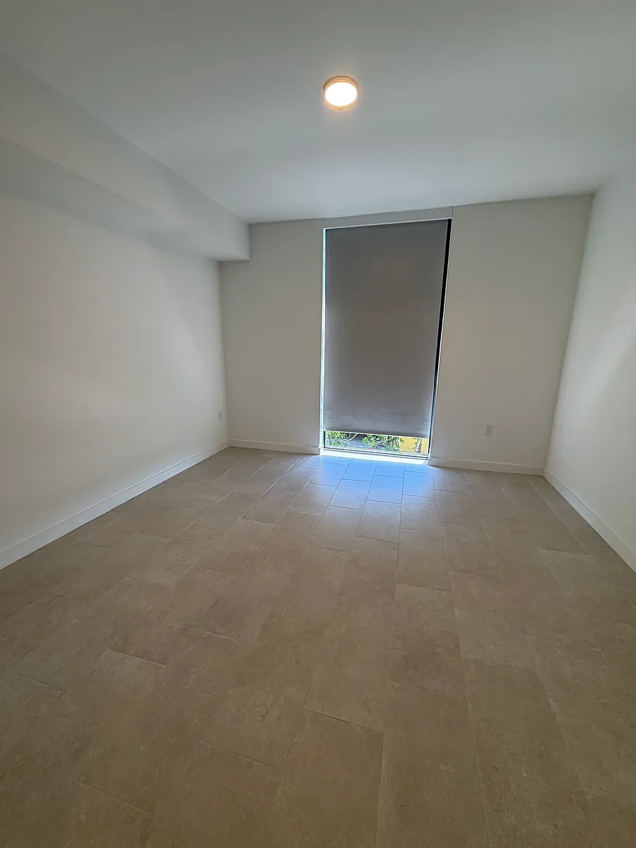 Building Photo - 2765 NW 14th St #348