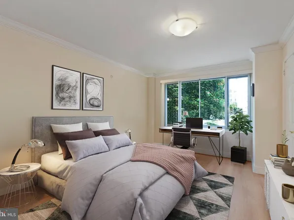 1330 New Hampshire Ave NW APT 215, Washington, DC 20036