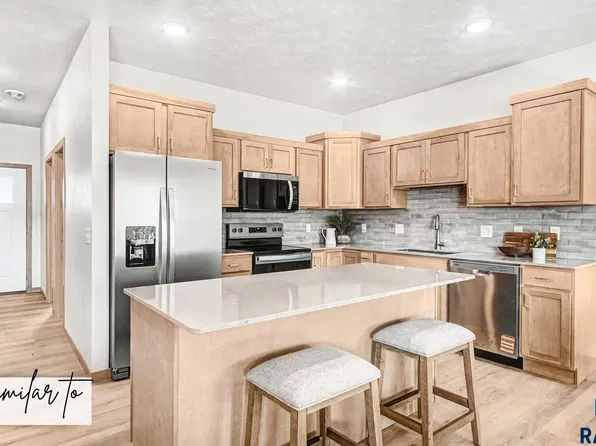 8006 E Marana St, Sioux Falls, SD 57110