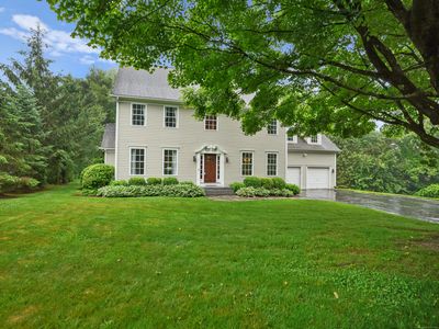 2 Arden Lane, Shelton, CT, 06484