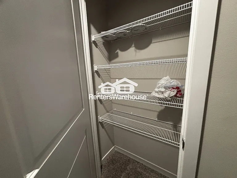 150 Dakota Cir — Photo 25