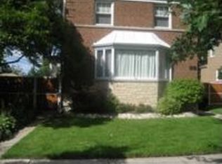 2740 W Sherwin Ave, Chicago, IL