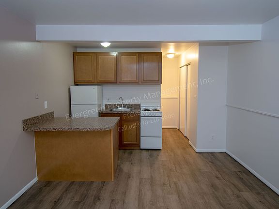 2nd image of 2008 W Plum St #1G