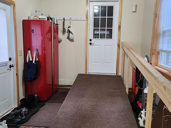 3rd image of 11930 187th Ave