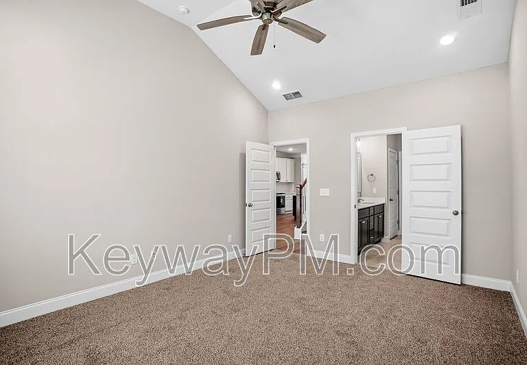 2071 Denmark Ave SE — Photo 14