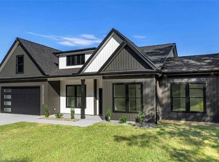 162 Refuge Church Rd, Central, SC 29630