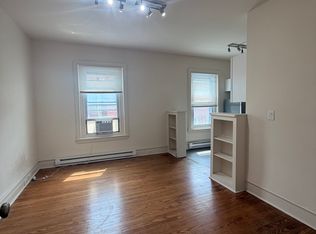 832 N 24th St APT 3F, Philadelphia, PA 19130
