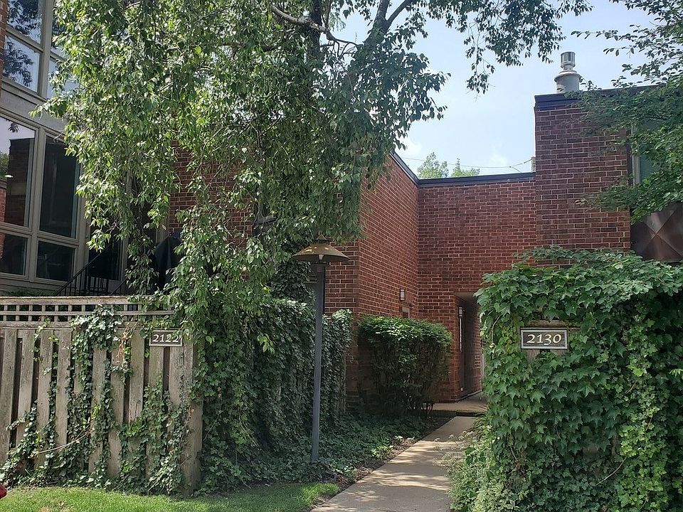 1st image of 2126 N Lincoln Ave #1