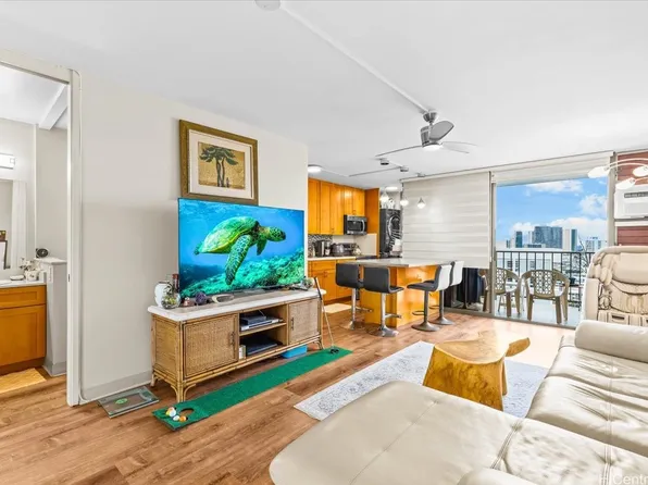 1630 Liholiho St APT 1608, Honolulu, HI 96822