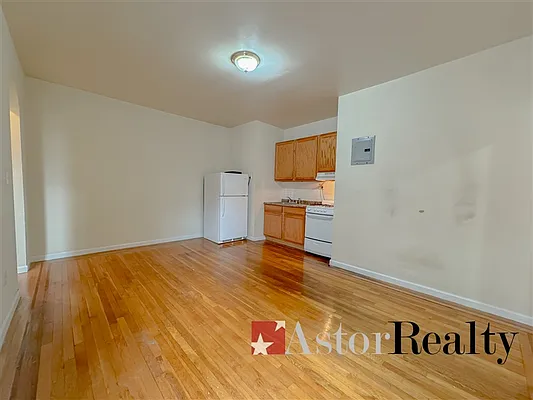 Rented by Astor Realty | media 51