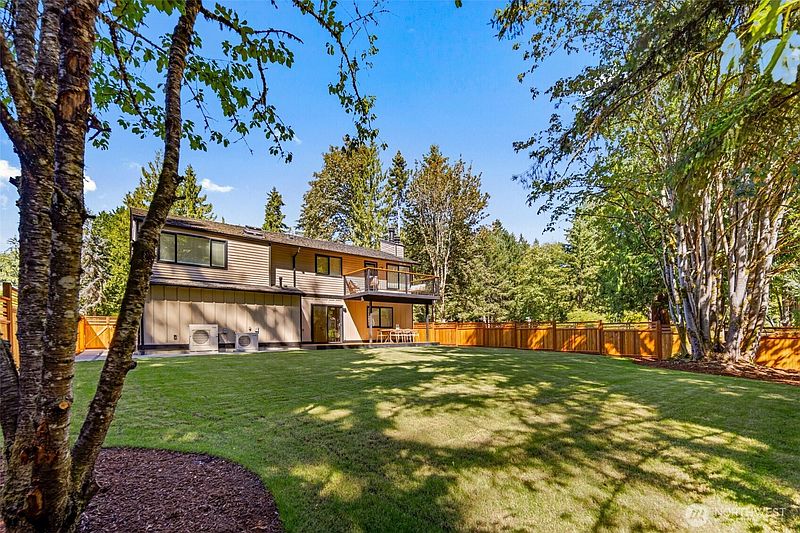 2nd image of 17409 NE 136th Street