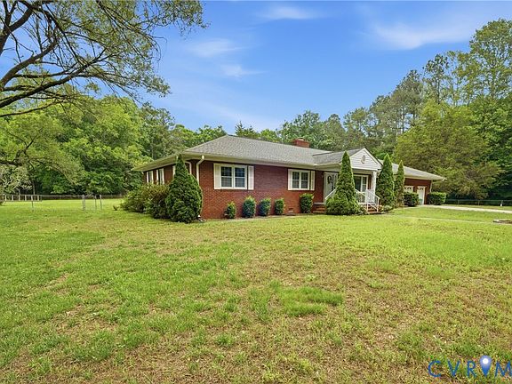 4th image of 285 Michaels Ln