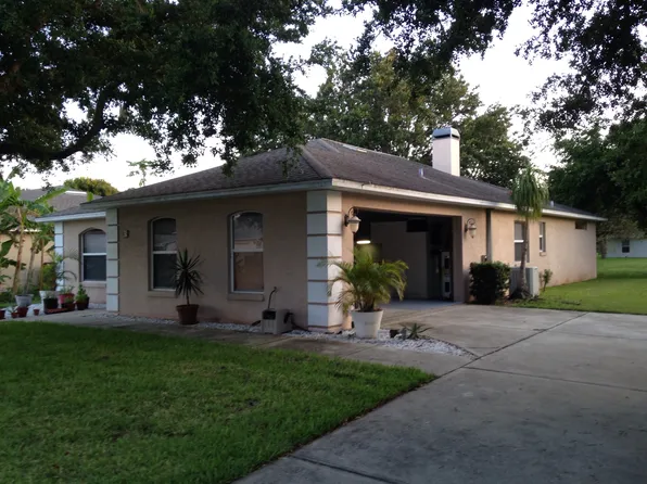 43 Spinnaker Cir, South Daytona, FL 32119