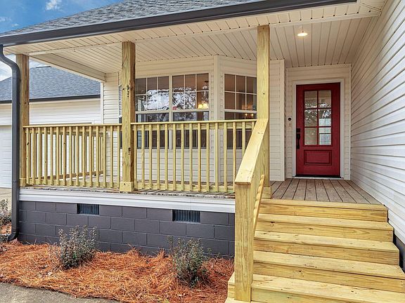 4th image of 1355 Moriah Ln