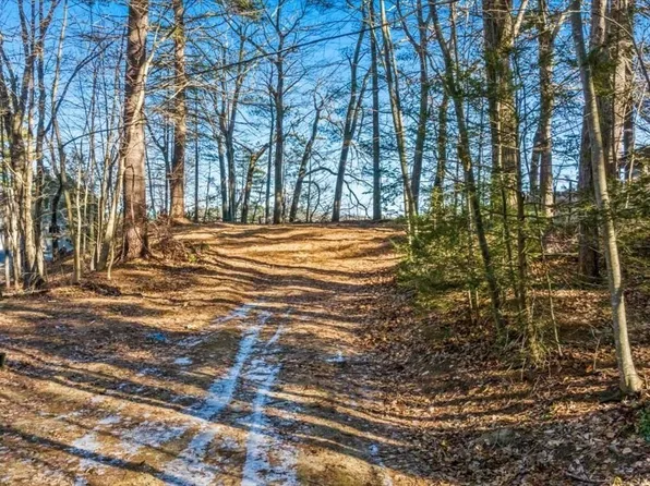 1 Lane #22, Brookfield, MA 01506